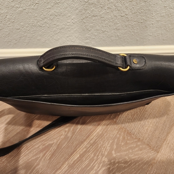COACH VINTAGE ATTACHE CROSSBODY SHOULDER BAG BRIEFCASE BLACK LEATHER - Picture 7 of 11